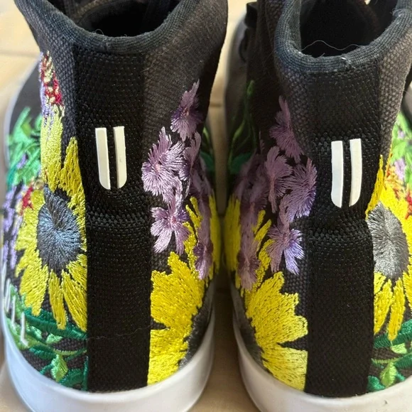 NOBULL Superblossom Embroidered Floral Hi-Top Trainer Shoes Size 10 - Picture 8 of 9